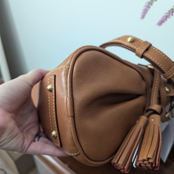 NWT Dooney and Bourke Florentine natural tassel shoulder bag - Picture 7 of 9
